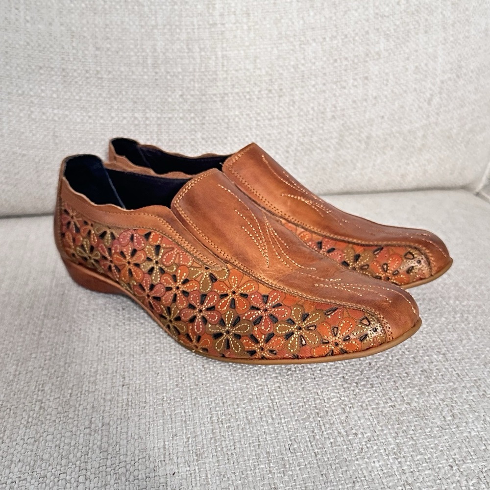 Pikolinos Romana Floral Cut Slip On Loafers Red Brown Women's